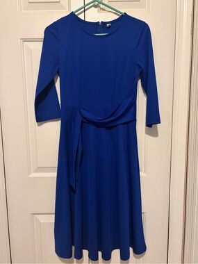 Elegant Royal Blue Midi Dress